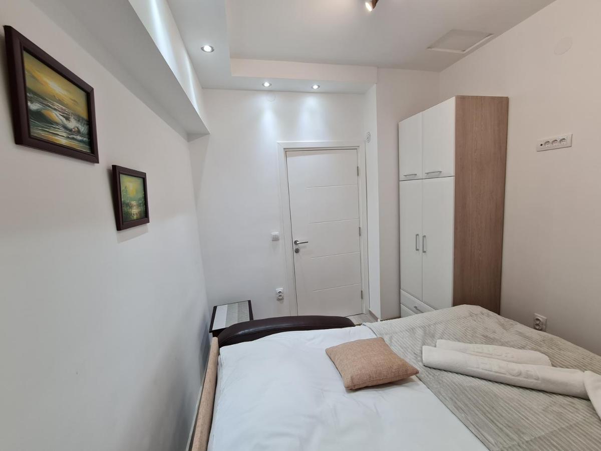 "Astor16" Apartments Nis Exterior photo
