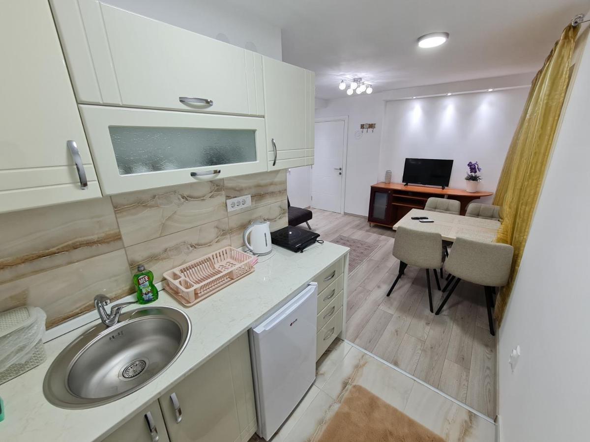 "Astor16" Apartments Nis Exterior photo