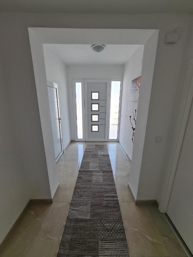 "Astor16" Apartments Nis Exterior photo